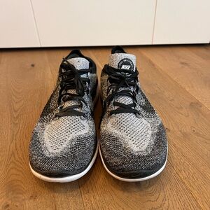 Nike Men’s Free Flyknit Shoes